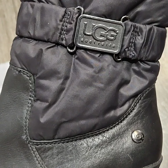 Ugg Boots Size 5 - Picture 2 of 5